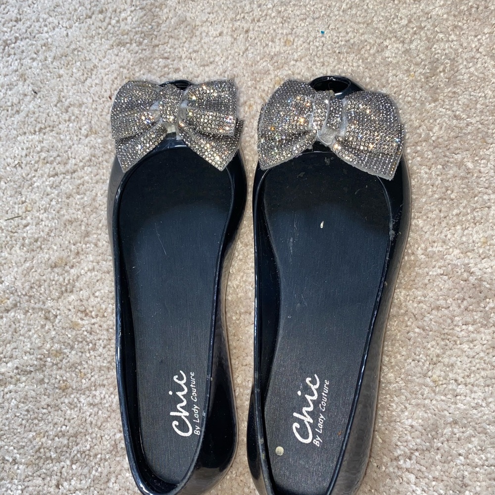 Chic by Lady Couture size 6 flats